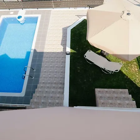 Villa Irini & Vasiliki